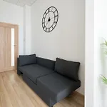 Jerozolimskie 203 By Bookinghost Apartment *