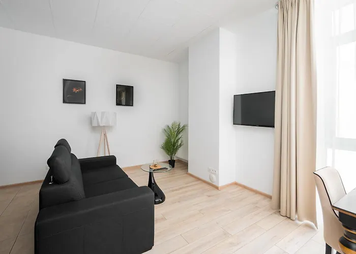 Jerozolimskie 203 By Bookinghost * Warsaw